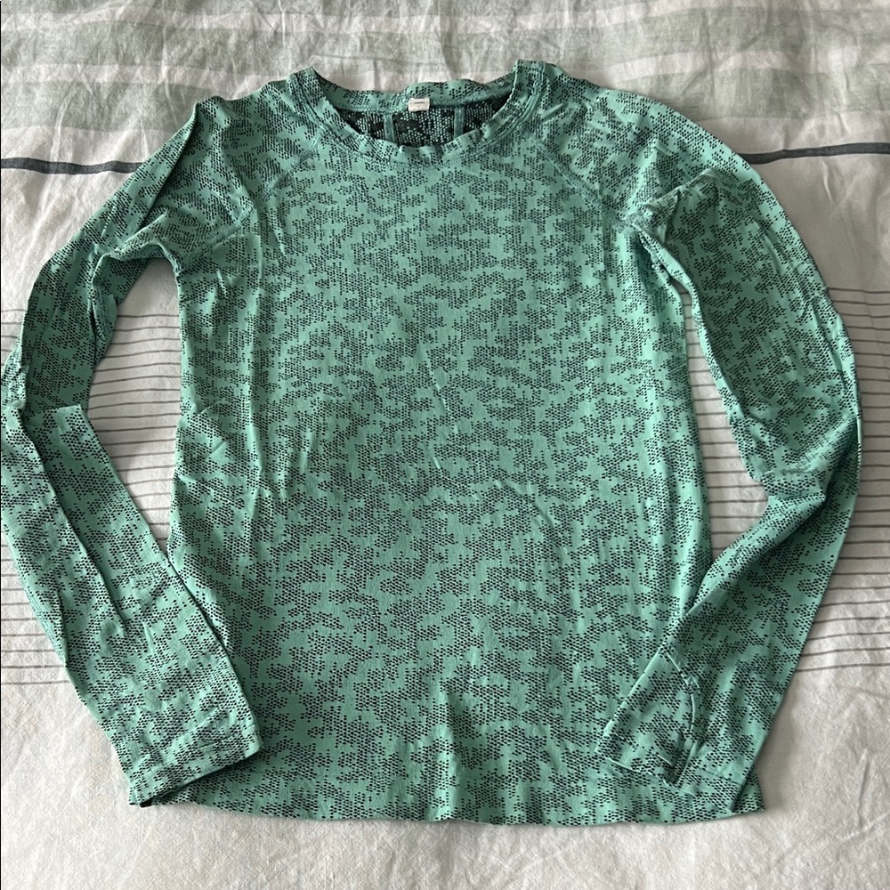 Athleta Girl mint Green and black athletic Top